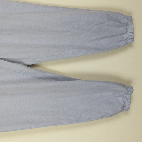 Vuori Boyfriend Sweatpants Womens Small Purple Joggers Relaxed Fit Soft Stretch - Picture 5 of 14